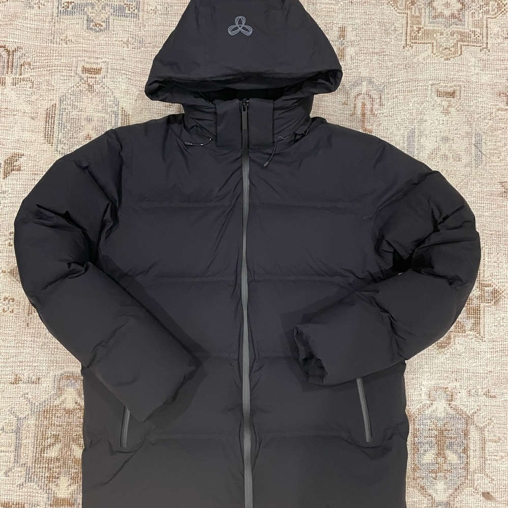 Aritzia The Super Puff H20 Mens o2
